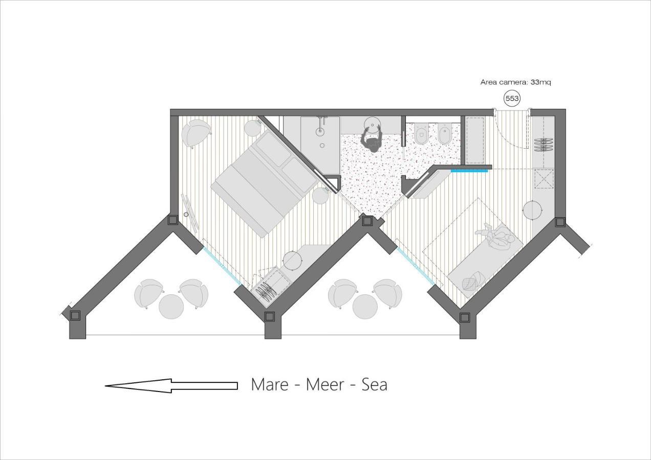 Hotel Cavalieri Palace & Suites Lido di Jesolo Bagian luar foto